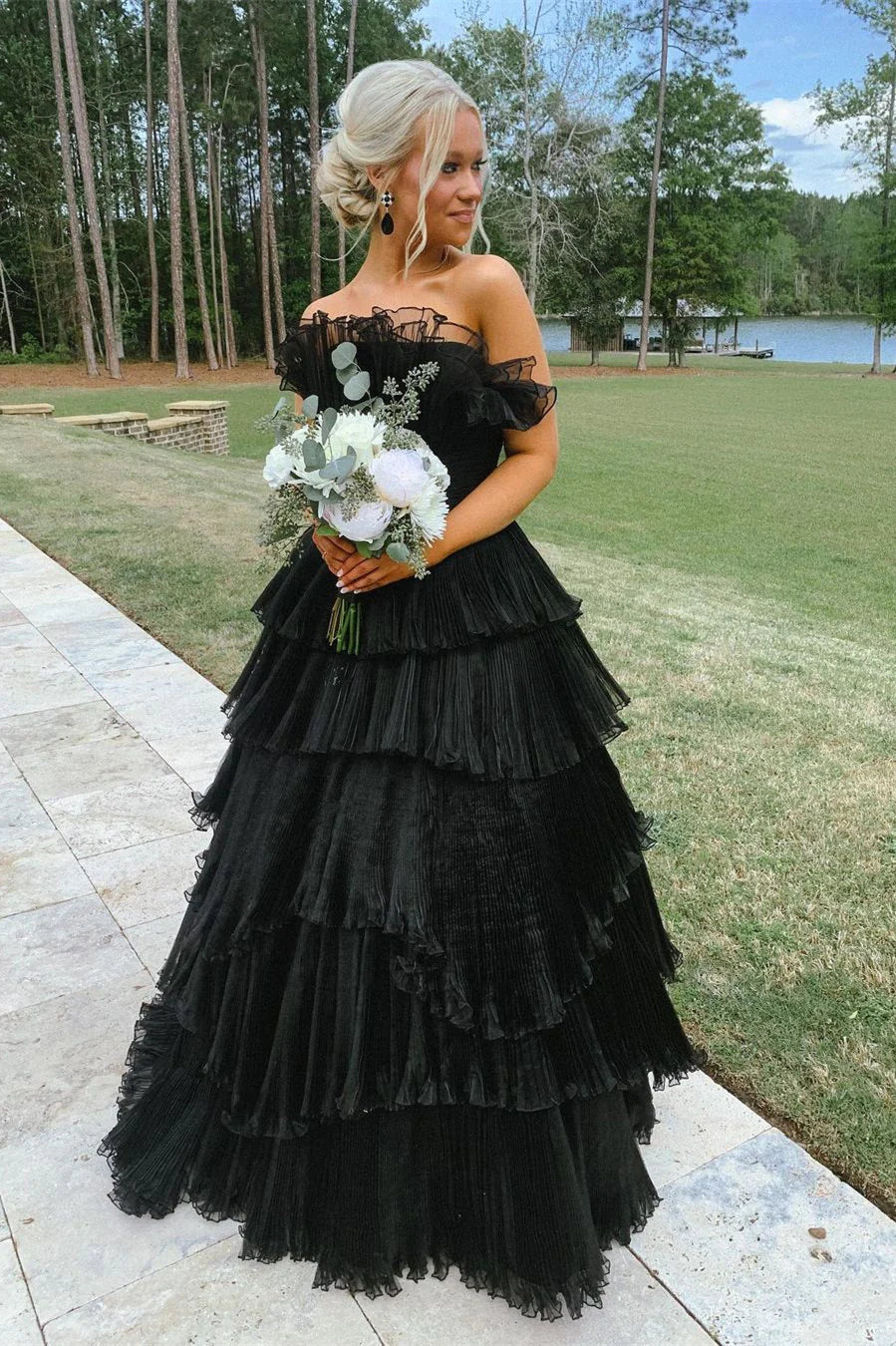 Off-the-Shoulder Ruffle Layers Tulle Prom Dress VMP144