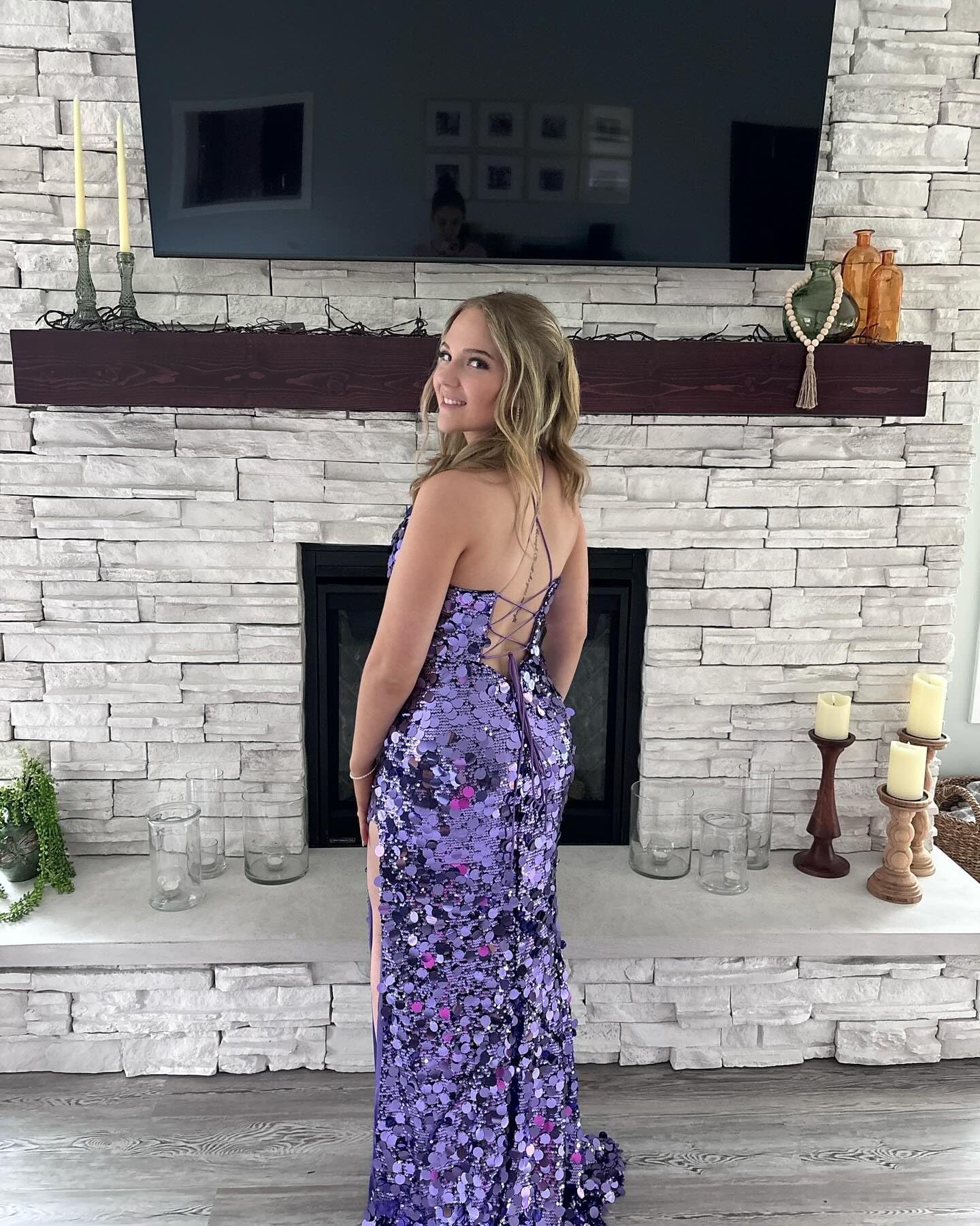 criss cross bodycon dress​