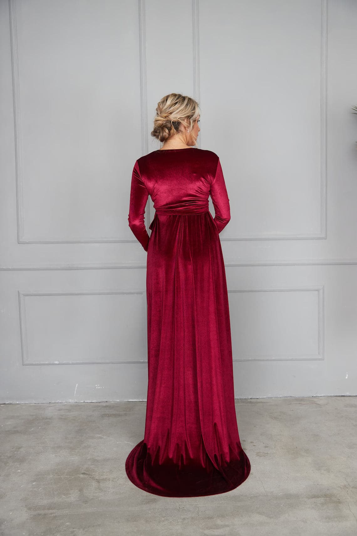 Robe en velours vert émeraude avec traine