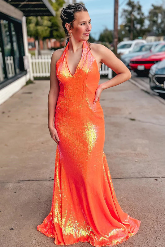 Robe de bal sirène orange à paillettes et col licou VMP143
